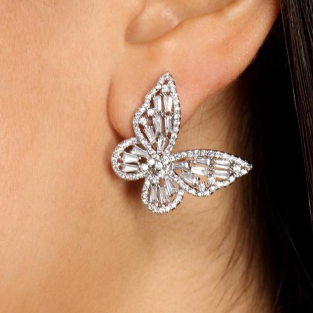 18K white gold plated butterfly earrings - Picture 1 of 3